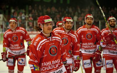 Eispiraten zum DEL2-Auftakt mit Lukas Lenk