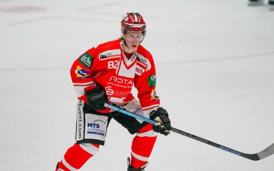 Eispiraten verpflichten Verteidiger Niklas Heyer