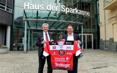 Sparkasse Zwickau bleibt Eispiraten-Partner