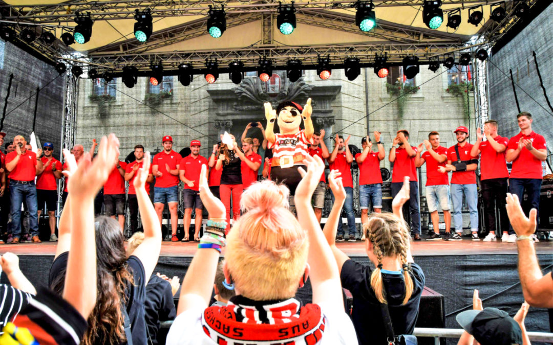 Präsentation auf Marktfest und zu öffentlichem Training