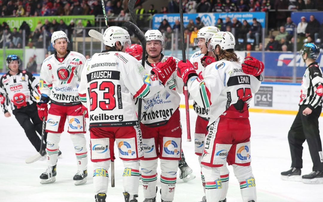 6:2! Eispiraten gewinnen Derby gegen Selb