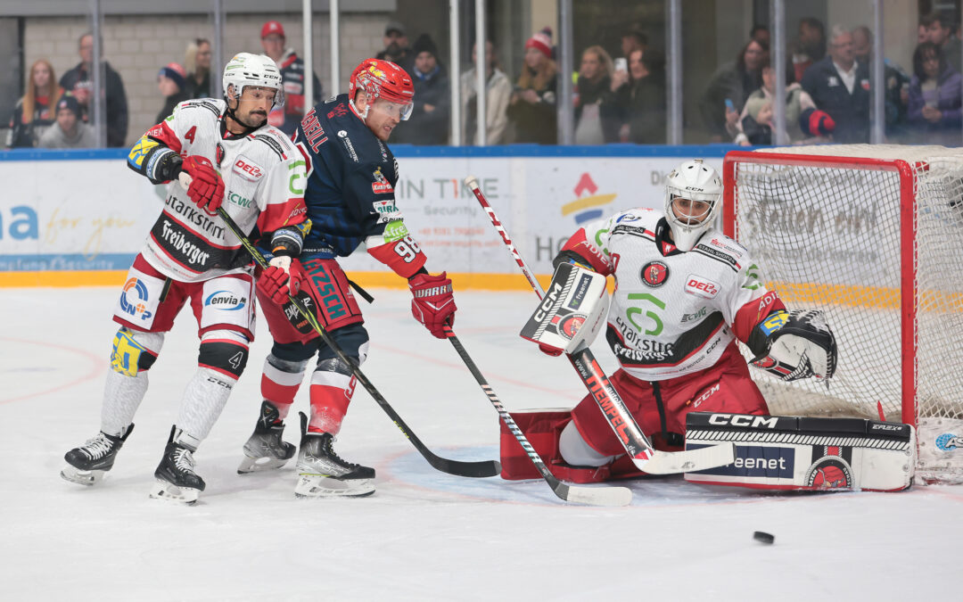 Eispiraten mit Weihnachtsderby in Selb