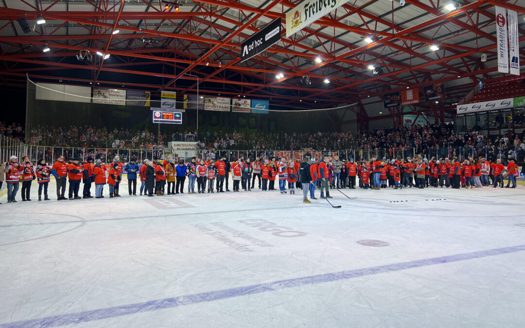 Schlunzig schließt bei Eispiraten Dorf Challenge auf
