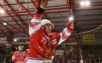 Alex Vladelchtchikov bleibt ein Eispirat