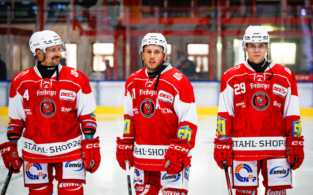 Sonntag, 17 Uhr: Eispiraten treffen im Finale des CCM Cups auf Deggendorf