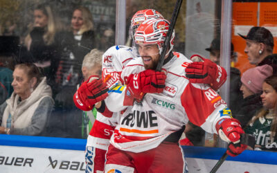 2:1! Eispiraten mit Auswärtssieg in Rosenheim