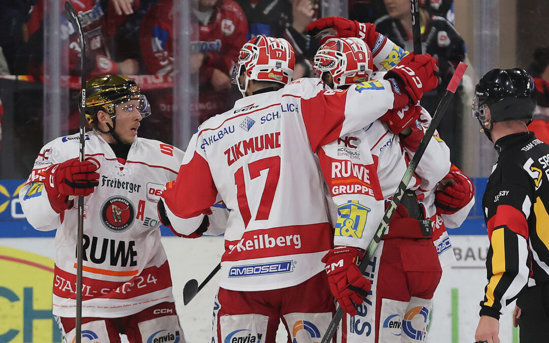 4:3! Eispiraten siegen dank Wahnsinns-Comeback beim Tabellenführer