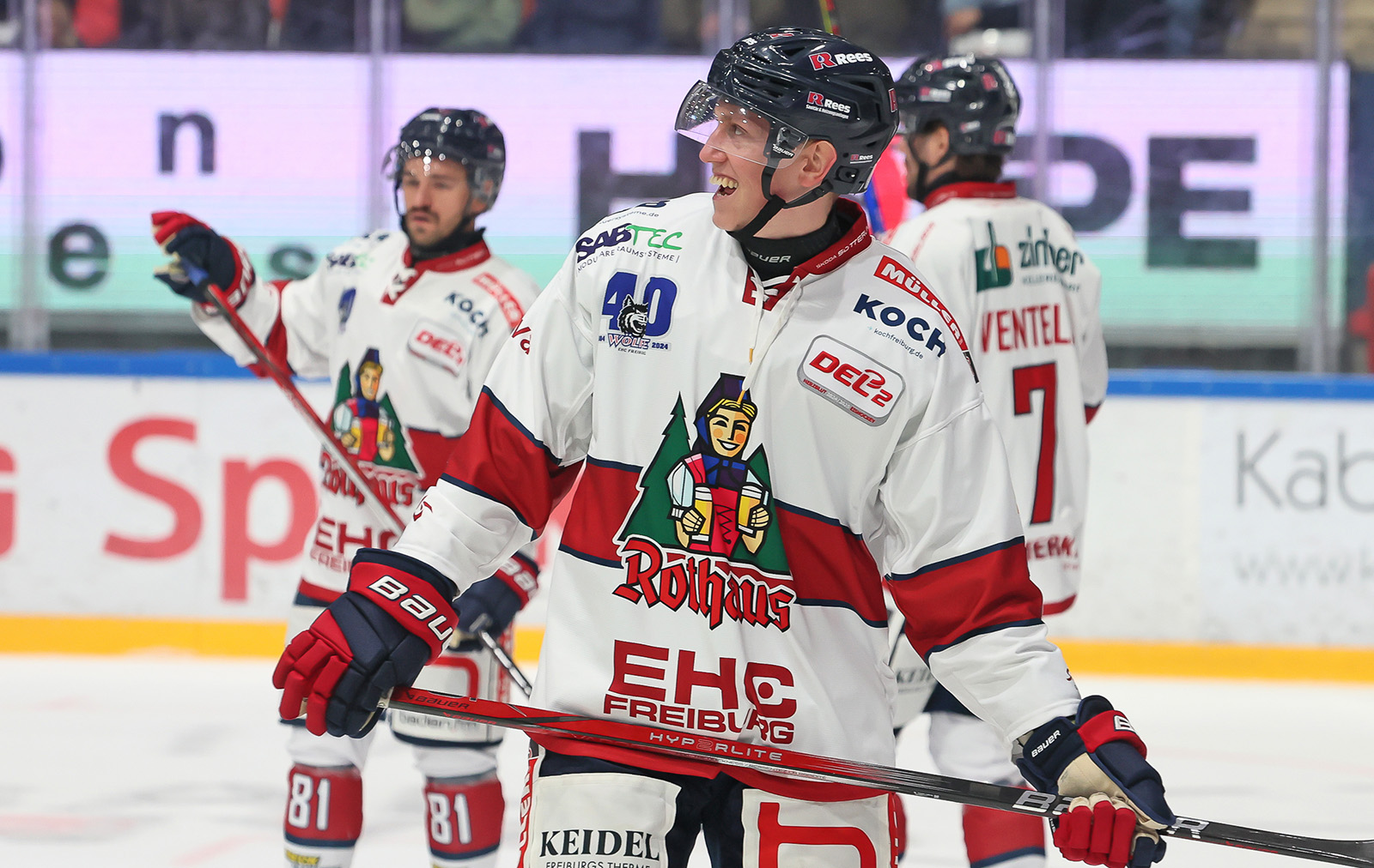 sebastian-streu-ehc-freiburg-neuzugang-eispiraten-crimmitschau