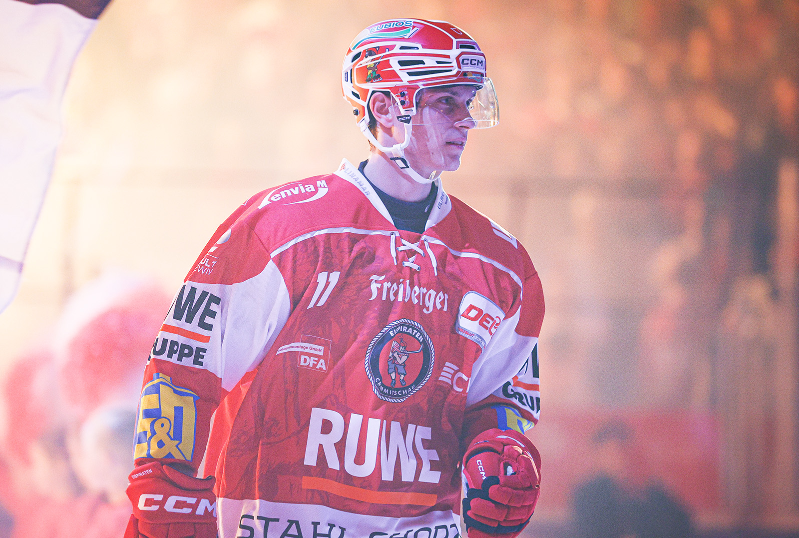 till-michel-eispiraten-crimmitschau