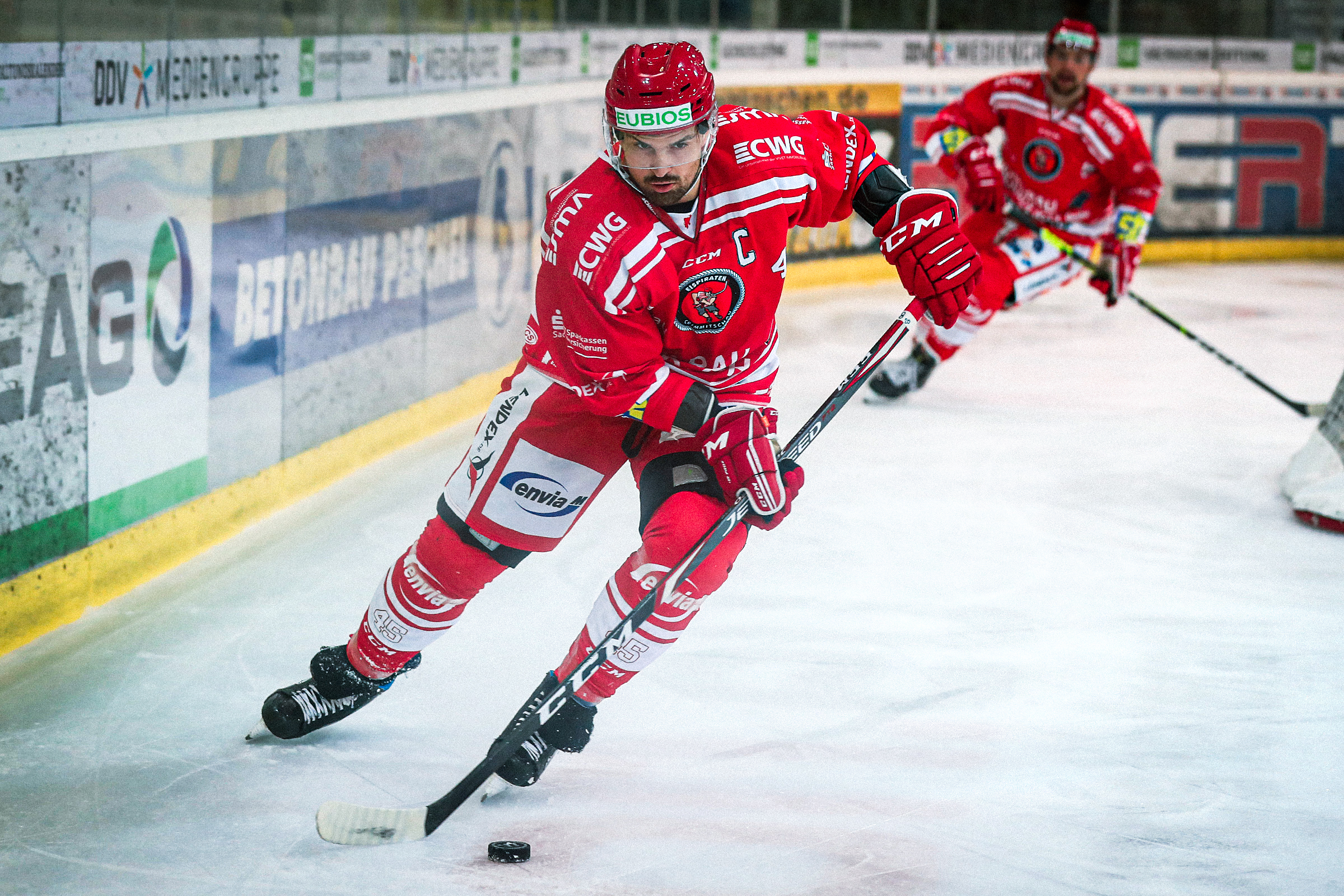 Lausitzer Fuechse vs. Eispiraten Crimmitschau