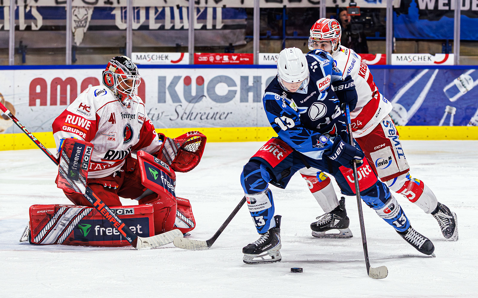 kevin-reich-gregory-kreutzer-blue-devils-weiden-eispiraten-crimmitschau