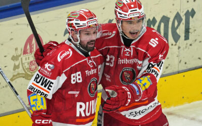 5:2! Eispiraten besiegen Weiden nach dramatischer Schlussphase