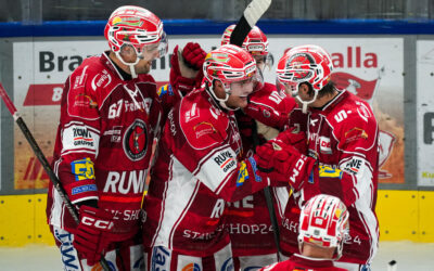4:1! Eispiraten holen ersten Saisonsieg gegen Freiburg